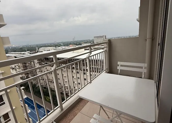 Spacious 3br Sucat Netflix And Free Parking 아파트 마닐라