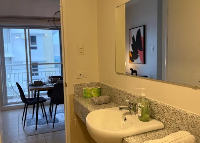 Spacious 3br Sucat Netflix And Free Parking * مانيلا